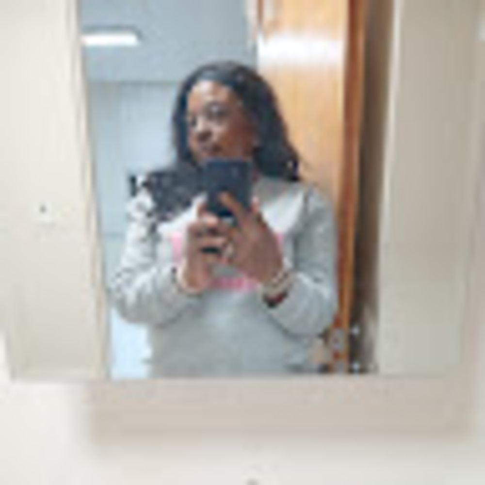 Meet your Posher, Pamella